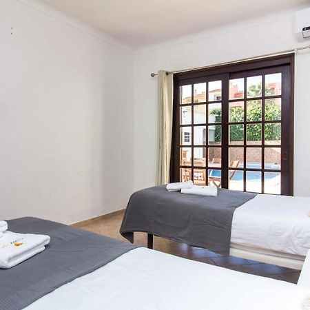 Villa Dogueno- Privat Pool & Privacy & Albufeira Center Eksteriør billede