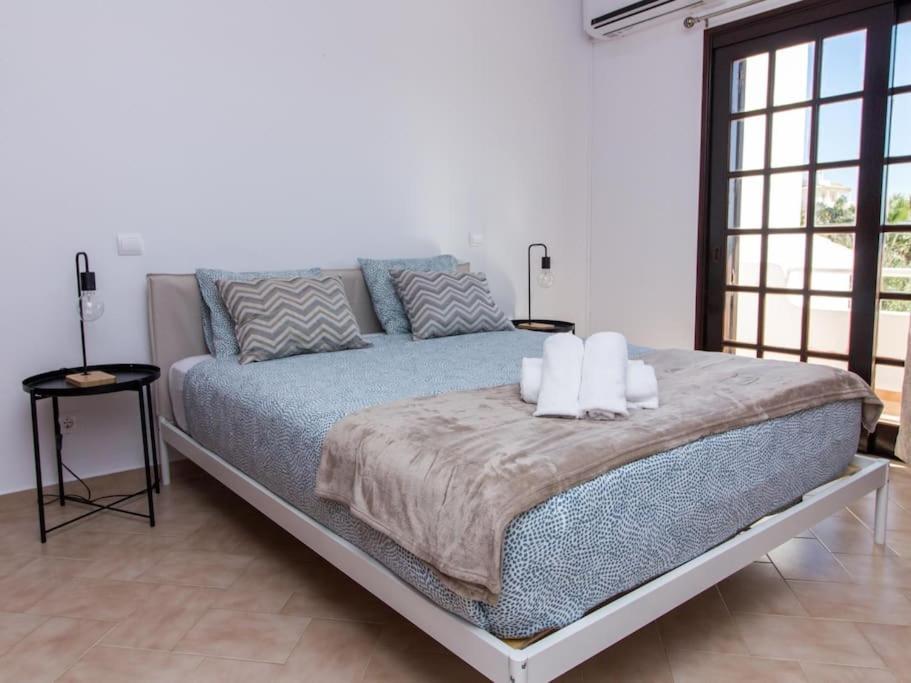 Villa Dogueno- Privat Pool & Privacy & Albufeira Center Eksteriør billede